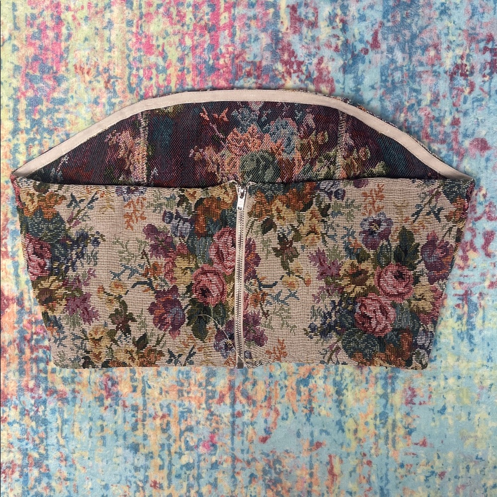 💙NWOT SHEIN Floral Tapestry Bustier Top - Pink Multicolor